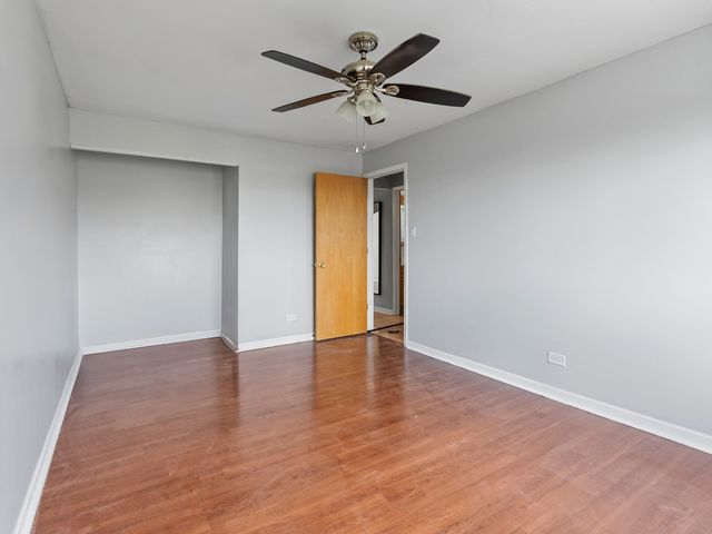 8059 W 84th Street 3N, Justice, IL 60458