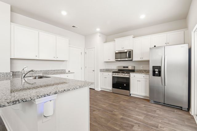 806 Lilyford Lane, Summerville, SC 29486