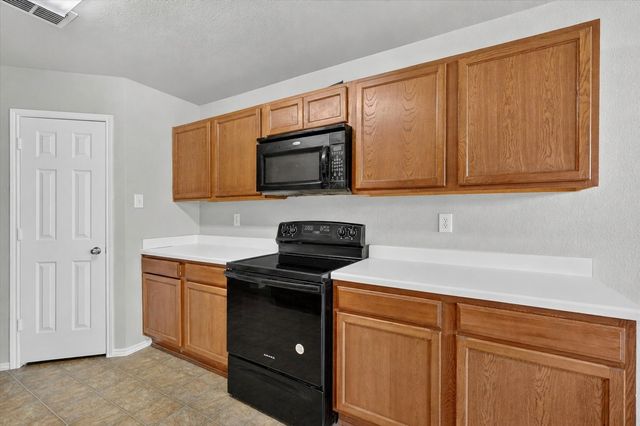 2805 Cameron Way, Mesquite, TX 75181