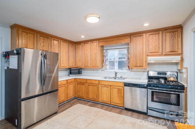 4012 Allison Street, Hickory, NC 28601
