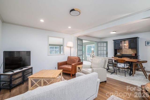 4012 Allison Street, Hickory, NC 28601