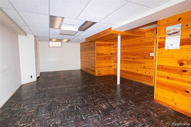 9622 Seminole, Redford, MI 48239
