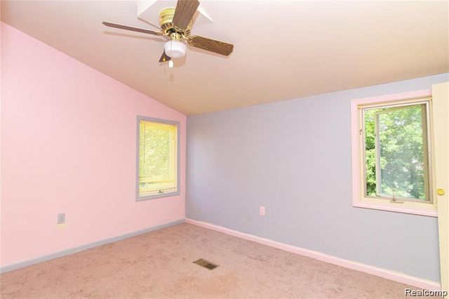 9622 Seminole, Redford, MI 48239