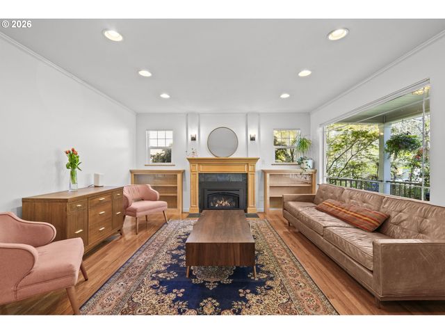 3810 Se BYBEE Blvd, Portland, OR 97202