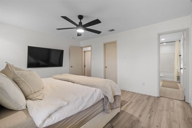2031 Lake Trail Drive, Heartland, TX 75126