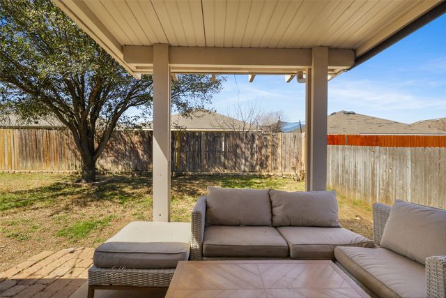 2031 Lake Trail Drive, Heartland, TX 75126
