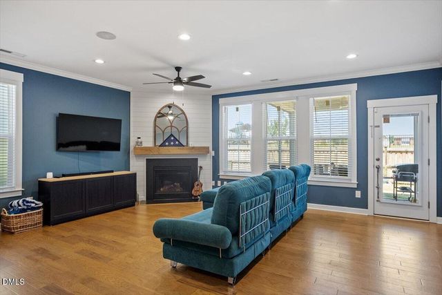 66 Flanders Lane, Clayton, NC 27520