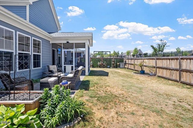 66 Flanders Lane, Clayton, NC 27520
