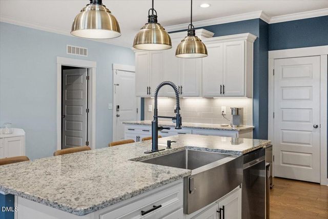 66 Flanders Lane, Clayton, NC 27520
