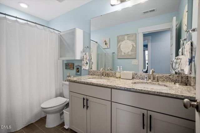 66 Flanders Lane, Clayton, NC 27520