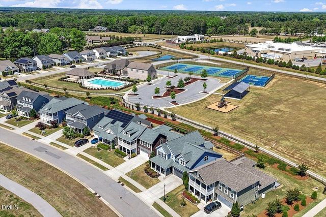 66 Flanders Lane, Clayton, NC 27520