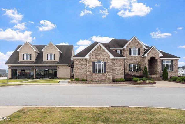 66 Flanders Lane, Clayton, NC 27520