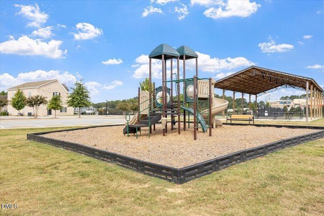 66 Flanders Lane, Clayton, NC 27520