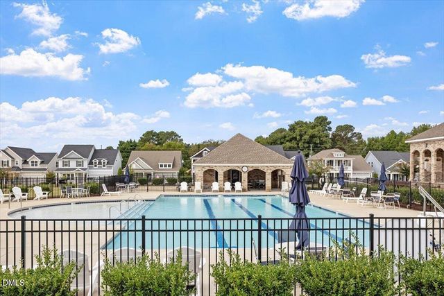 66 Flanders Lane, Clayton, NC 27520