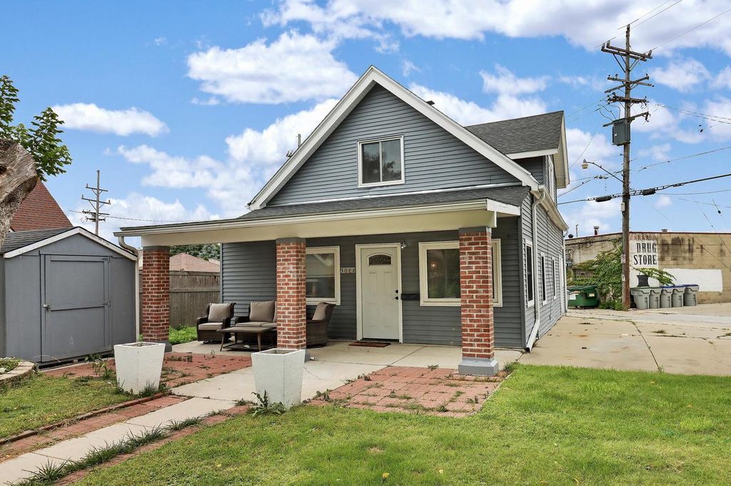 3044 S 44th STREET, Milwaukee, WI 53219