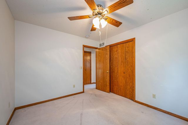 19 La Mar Court, North Mankato, MN 56003
