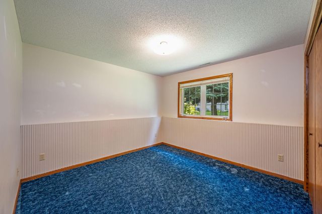 19 La Mar Court, North Mankato, MN 56003