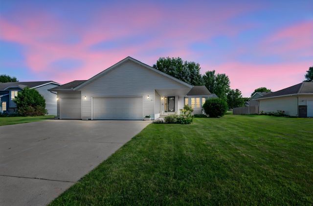 19 La Mar Court, North Mankato, MN 56003