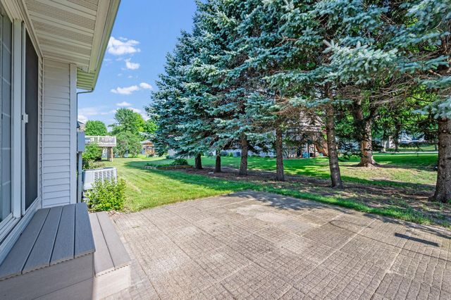 19 La Mar Court, North Mankato, MN 56003