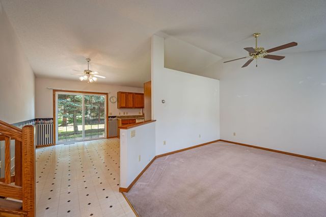 19 La Mar Court, North Mankato, MN 56003