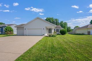 19 La Mar Court, North Mankato, MN 56003