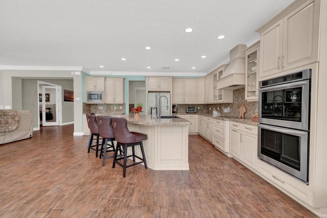 9535 PHIPPS Lane, Wellington, FL 33414