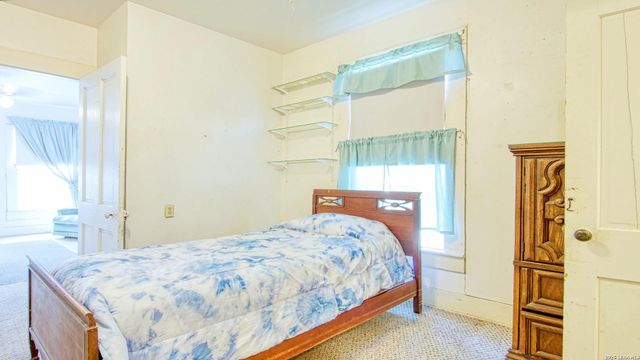 1107 Trail St, Floresville, TX 78114