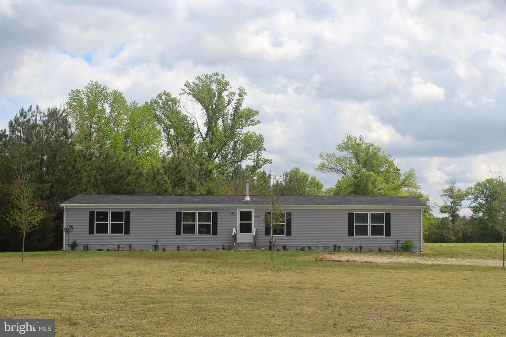 Image 1 of property listing at 26784 BILBROUGH RD, Goldsboro, MD 21636