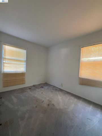 4131 Chaucer Drive, Concord, CA 94521