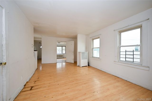 94-28 209th Street, Queens Village, NY 11428