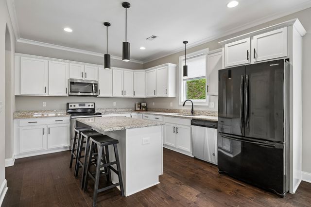 2387 Somerset Valley Dr, Antioch, TN 37013