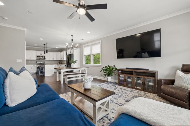 2387 Somerset Valley Dr, Antioch, TN 37013