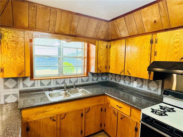 109 MURRELL Lane, Ball, LA 71405