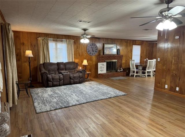 109 MURRELL Lane, Ball, LA 71405