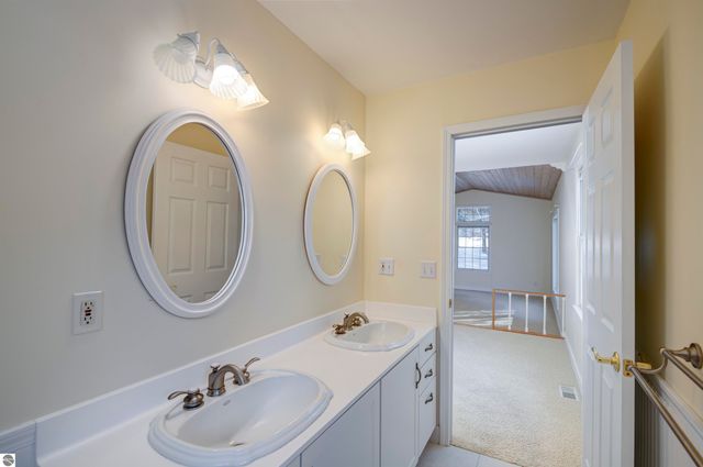 1170 Braebury Way, Traverse City, MI 49686