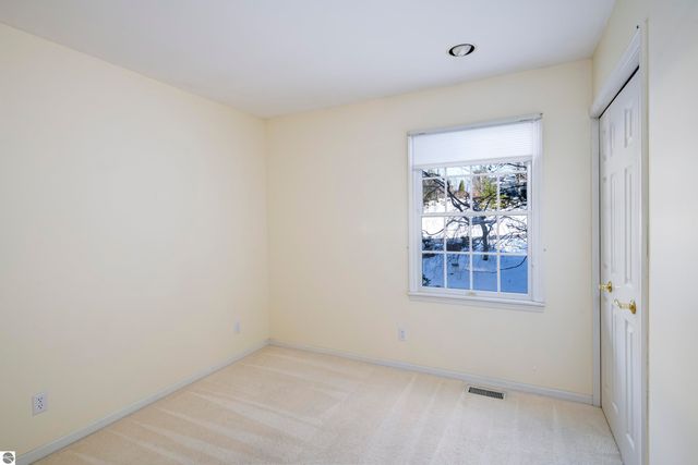 1170 Braebury Way, Traverse City, MI 49686