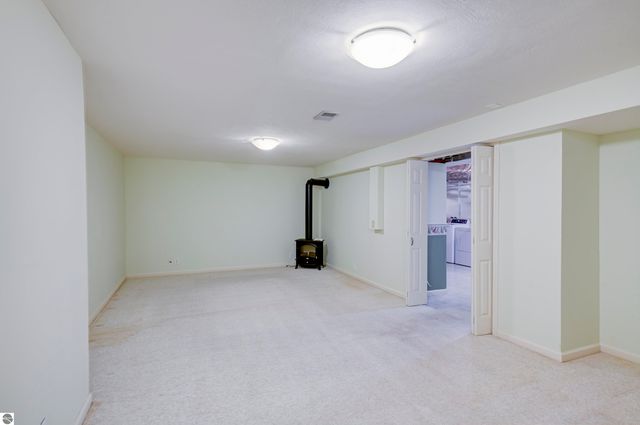 1170 Braebury Way, Traverse City, MI 49686