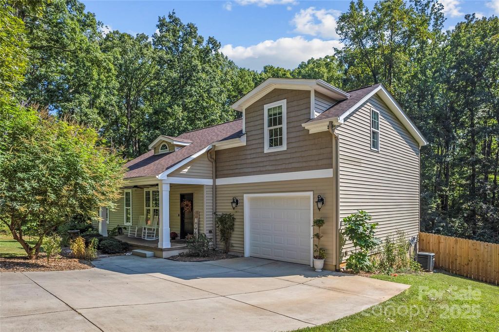 2775 Beechwood Road, Denver, NC 28037
