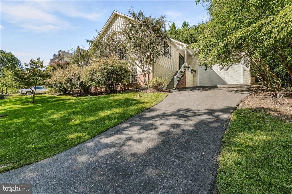 9726 WOODCLIFF CT, New Market, MD 21774