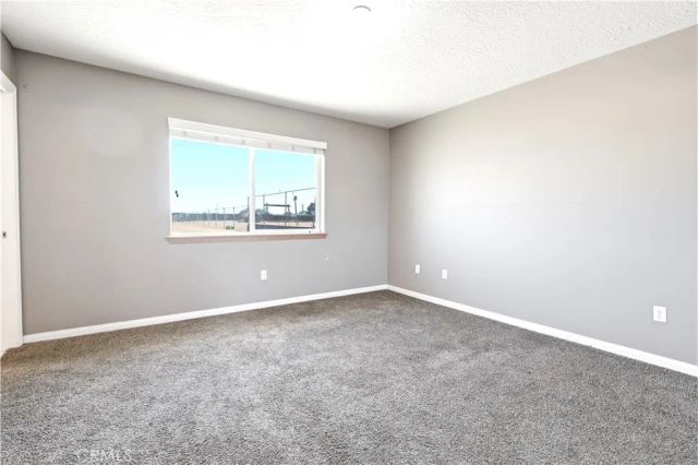 11837 11th, Hesperia, CA 92345