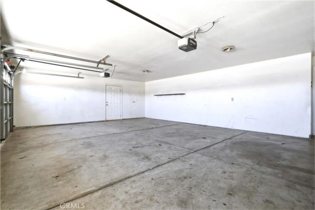 11837 11th, Hesperia, CA 92345