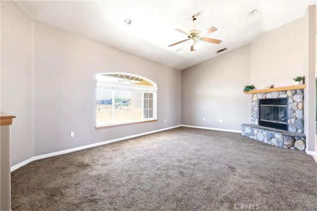 11837 11th, Hesperia, CA 92345