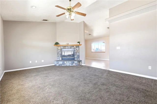 11837 11th, Hesperia, CA 92345