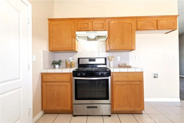 11837 11th, Hesperia, CA 92345