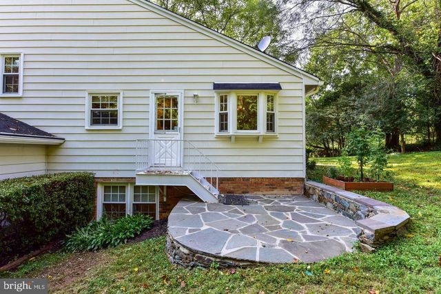 7326 OLD DOMINION DR, Mclean, VA 22101