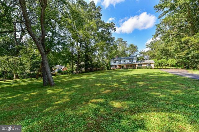 7326 OLD DOMINION DR, Mclean, VA 22101