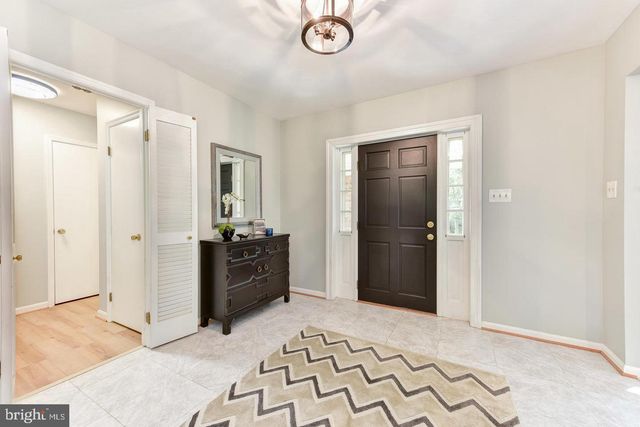 7326 OLD DOMINION DR, Mclean, VA 22101