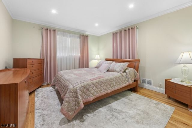 5 Viewpoint Rd, Wayne Twp., NJ 07470