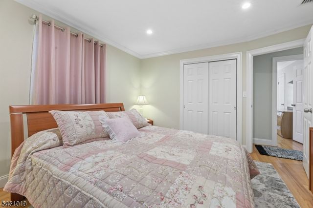 5 Viewpoint Rd, Wayne Twp., NJ 07470