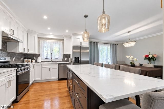 5 Viewpoint Rd, Wayne Twp., NJ 07470